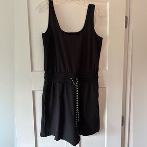 Lou & Grey Black Sleeveless Scoop Neck Romper